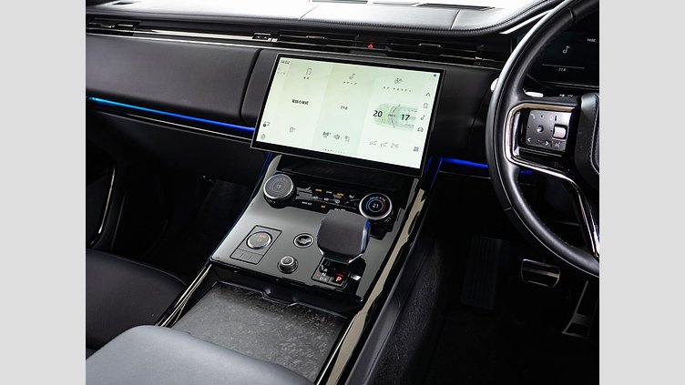 2023 認定中古車 Land Rover Range Rover Sport ヴァレジネブルー 3.0リッター6気筒400PSターボチャージドガソリンMHEV（オートマチック） FIRST EDITION