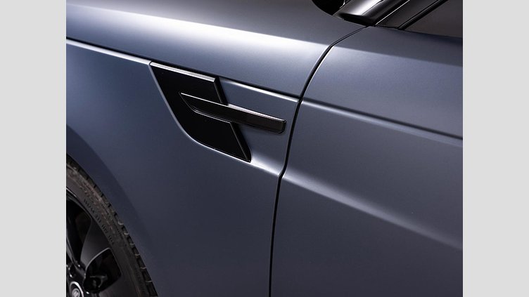 2023 認定中古車 Land Rover Range Rover Sport ヴァレジネブルー 3.0リッター6気筒400PSターボチャージドガソリンMHEV（オートマチック） FIRST EDITION