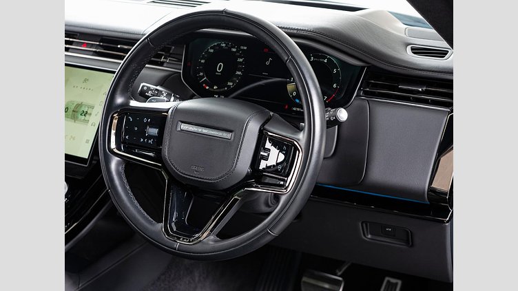 2023 認定中古車 Land Rover Range Rover Sport ヴァレジネブルー 3.0リッター6気筒400PSターボチャージドガソリンMHEV（オートマチック） FIRST EDITION