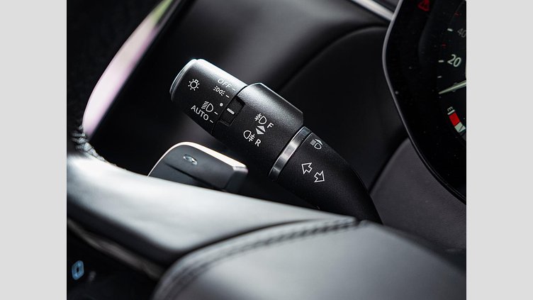 2023 認定中古車 Land Rover Range Rover Sport ヴァレジネブルー 3.0リッター6気筒400PSターボチャージドガソリンMHEV（オートマチック） FIRST EDITION