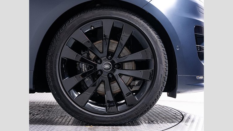 2023 認定中古車 Land Rover Range Rover Sport ヴァレジネブルー 3.0リッター6気筒400PSターボチャージドガソリンMHEV（オートマチック） FIRST EDITION