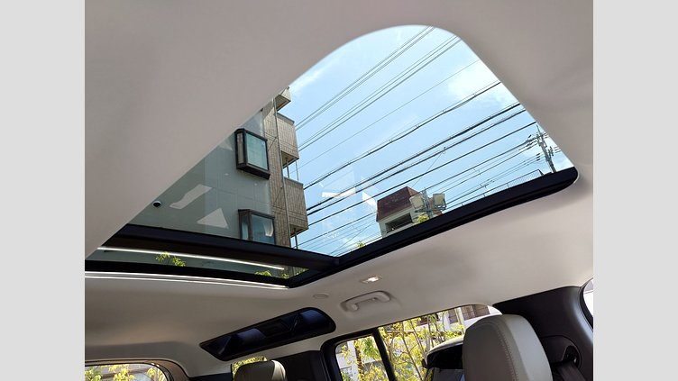 2023 認定中古車 Land Rover Defender 110 サントリーニブラック P300 AWD（AT） XS EDITION