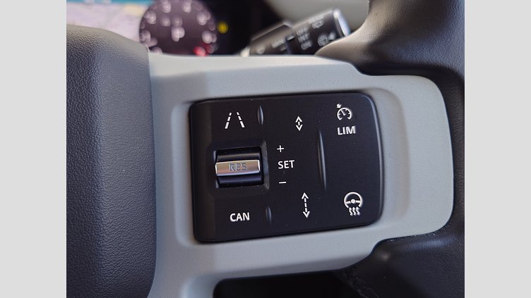 2023 認定中古車 Land Rover Defender 110 サントリーニブラック P300 AWD（AT） XS EDITION