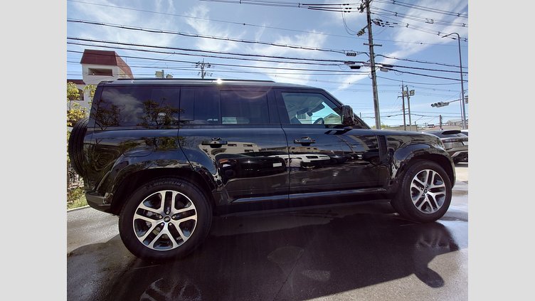 2023 認定中古車 Land Rover Defender 110 サントリーニブラック P300 AWD（AT） XS EDITION