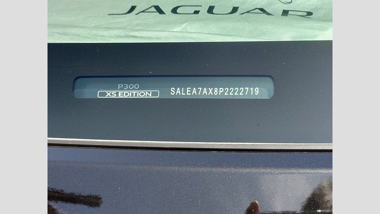 2023 認定中古車 Land Rover Defender 110 サントリーニブラック P300 AWD（AT） XS EDITION