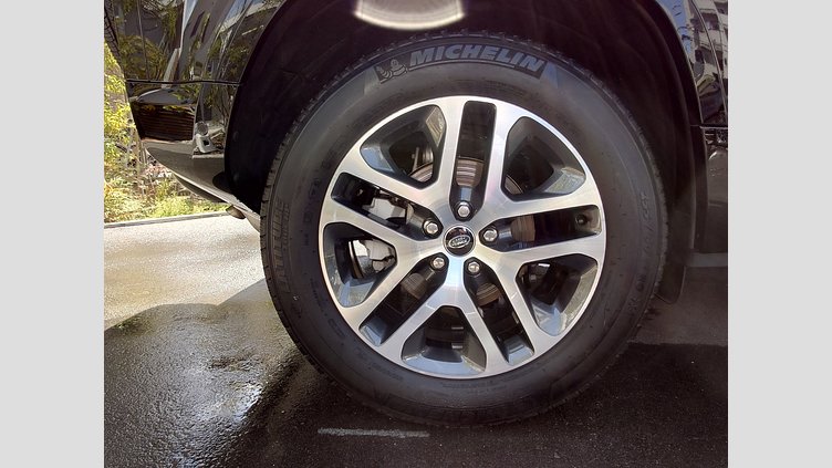 2023 認定中古車 Land Rover Defender 110 サントリーニブラック P300 AWD（AT） XS EDITION