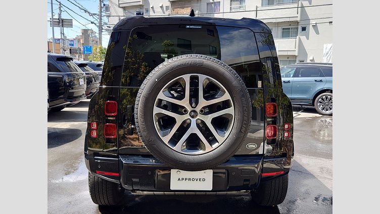 2023 認定中古車 Land Rover Defender 110 サントリーニブラック P300 AWD（AT） XS EDITION