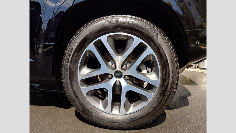 2023 認定中古車 Land Rover Defender 110 サントリーニブラック P300 AWD（AT） XS EDITION