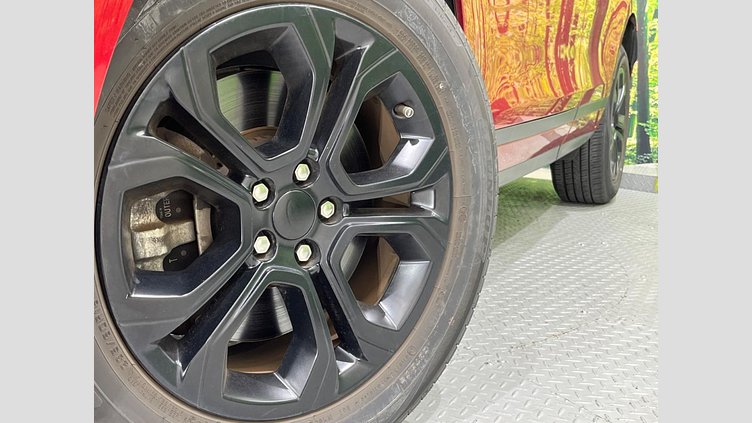 2019 認定中古車 Land Rover Range Rover Evoque フィレンツェレッド D180 S