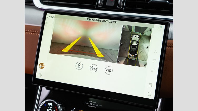 2021 認定中古車 Jaguar XF ユーロンホワイト P300 AWD（オートマチック） R-DYNAMIC SE P300 AWD