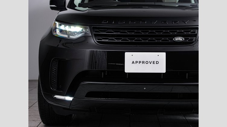 2017 認定中古車 Land Rover Discovery Santorini Black 3.0 litre V6 Supercharged Petrol HSE　7人乗り