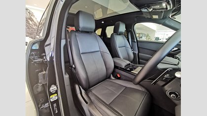Range Rover Velar 17