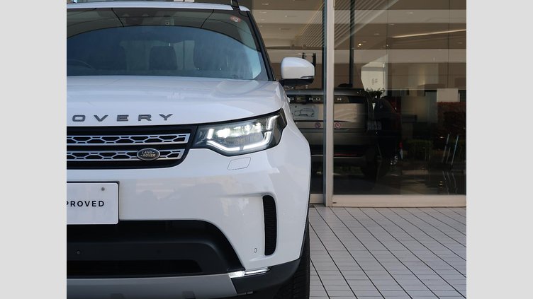 2018 認定中古車 Land Rover Discovery Fuji White 3.0 V6 Dsl Mono Turbo Std Flow ゴーアウトエディション