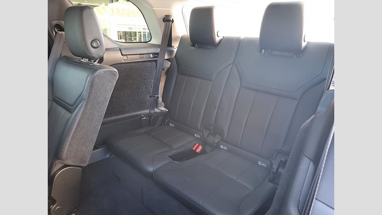 2018 認定中古車 Land Rover Discovery Fuji White 3.0 V6 Dsl Mono Turbo Std Flow ゴーアウトエディション