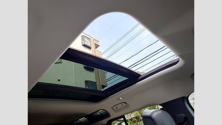 2023 認定中古車 Land Rover Defender 110 フジホワイト D300 AWD（AT） X-DYNAMIC HSE