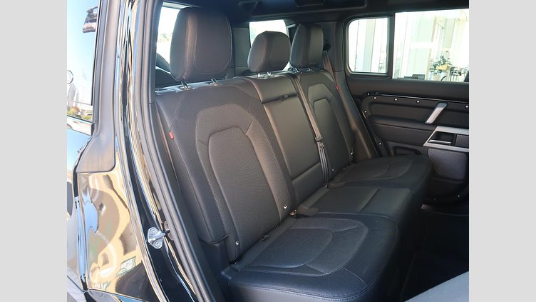 2023 認定中古車 Land Rover Defender 110 サントリーニブラック D300 AWD（AT） X-DYNAMIC HSE