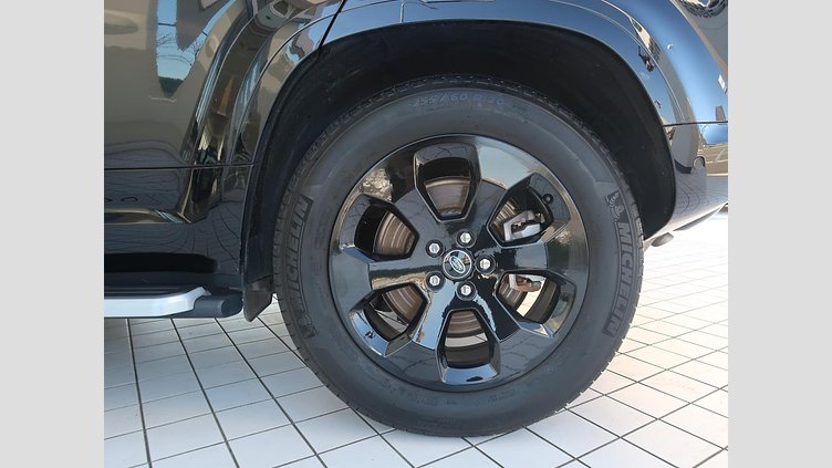 2023 認定中古車 Land Rover Defender 110 サントリーニブラック D300 AWD（AT） X-DYNAMIC HSE