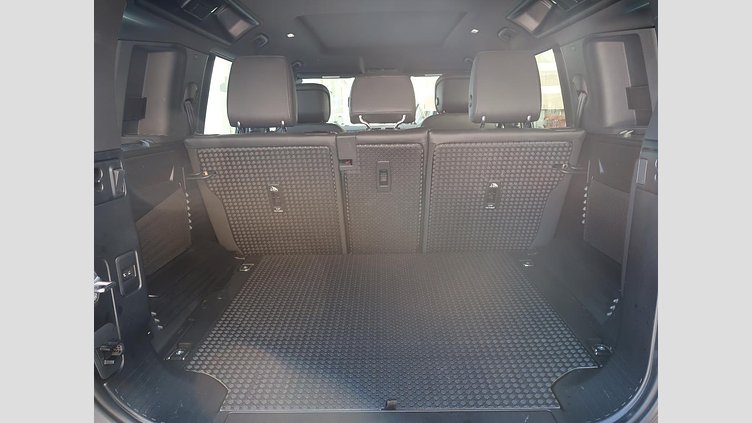 2023 認定中古車 Land Rover Defender 110 サントリーニブラック D300 AWD（AT） X-DYNAMIC HSE