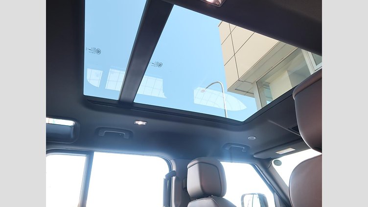 2023 認定中古車 Land Rover Defender 110 サントリーニブラック D300 AWD（AT） X-DYNAMIC HSE