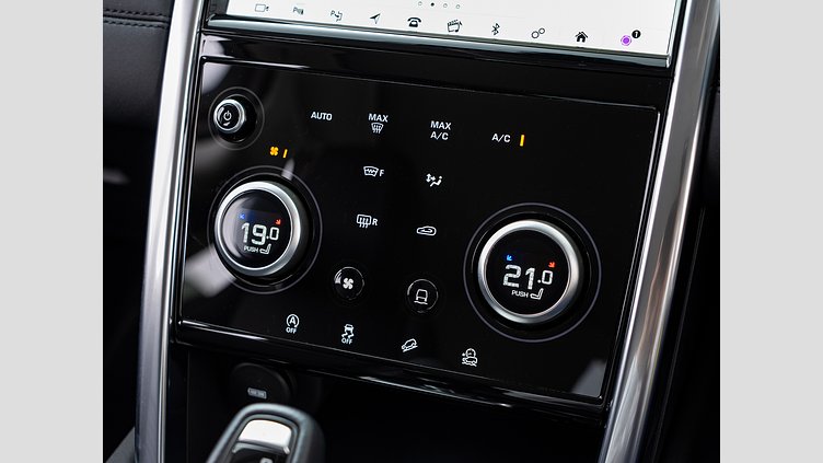 2019 認定中古車 Land Rover Discovery Sport バイロンブルー P200 AWD（オートマチック） SE P200 5人乗り