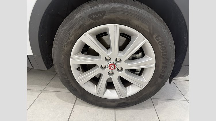 2018 認定中古車 Jaguar E-Pace ユーロン ホワイト P250 オートマチック全輪駆動 S　P250