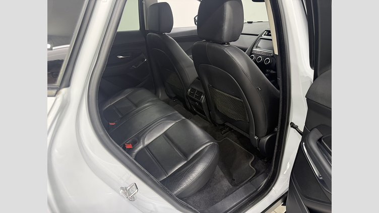 2018 認定中古車 Jaguar E-Pace ユーロン ホワイト P250 オートマチック全輪駆動 S　P250