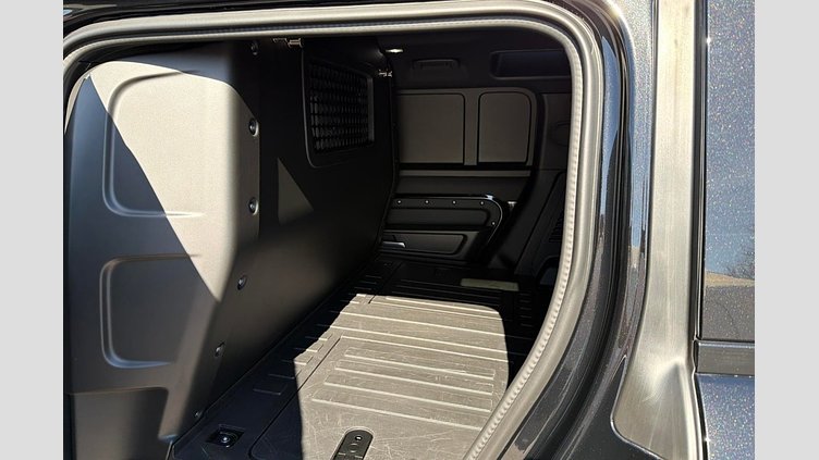 2024 Approved Land Rover Defender 110 Santorini Black Diesel Mild Hybrid D250 Hard Top X-Dynamic SE