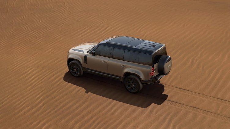 2024 認定中古車 Land Rover Defender 110 ゴンドワナストーン D300 AWD（AT） X-DYNAMIC HSE