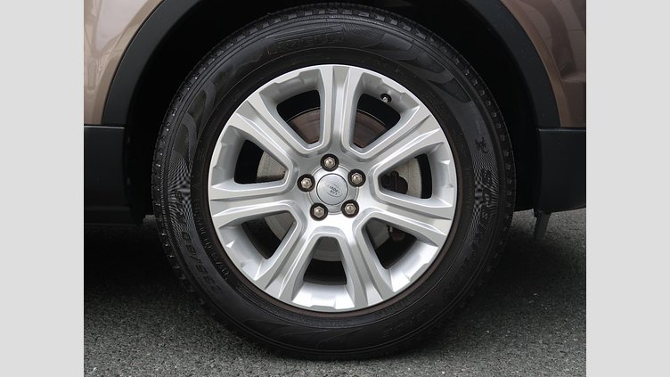 2017 認定中古車 Land Rover Range Rover Evoque Kaikoura Stone 2.0 litre Si4 Petrol ＳＥプラス