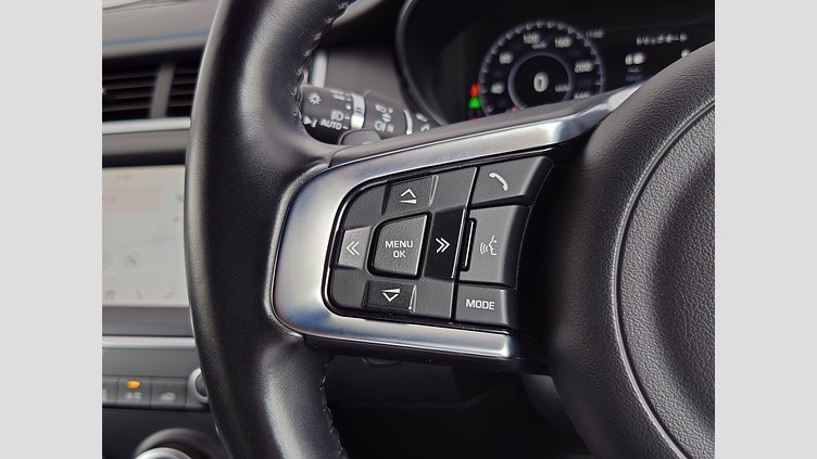 2019 認定中古車 Jaguar E-Pace コリスグレー D180 オートマチック全輪駆動 R-DYNAMIC S