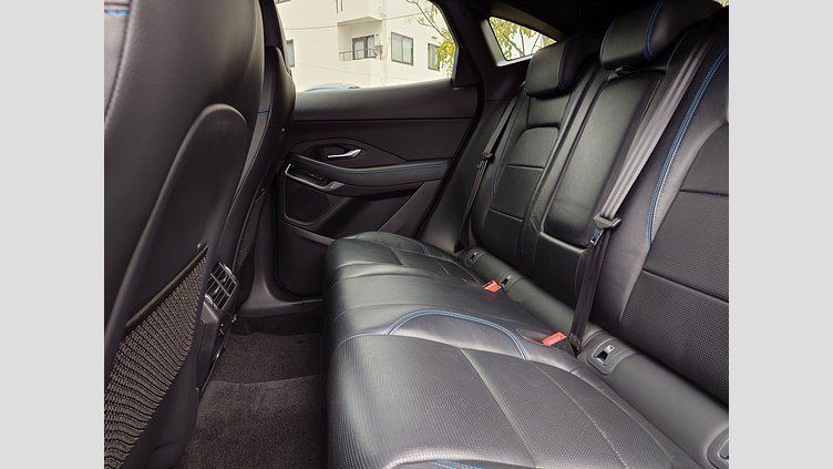 2019 認定中古車 Jaguar E-Pace コリスグレー D180 オートマチック全輪駆動 R-DYNAMIC S