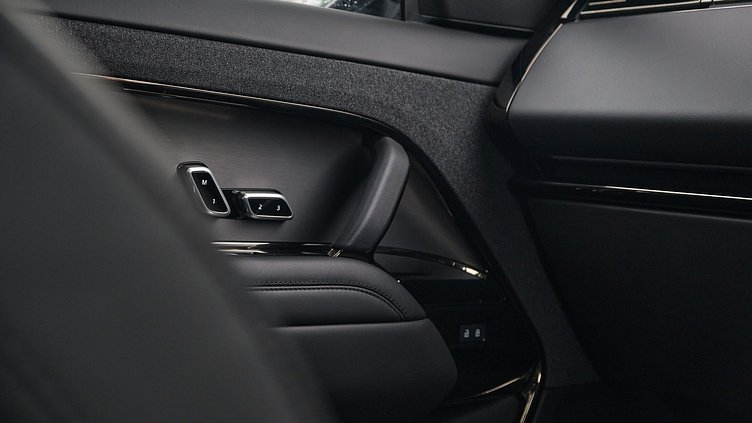 2023 Approved Land Rover Range Rover Sport Eiger Grey D300 Dynamic SE