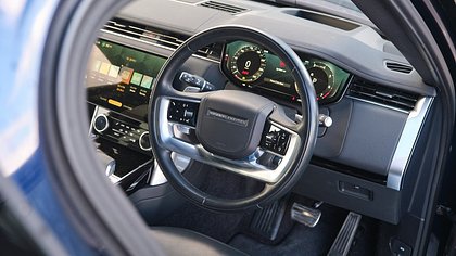 Range Rover 7