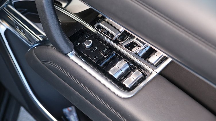 2023 Approved Land Rover Range Rover Portofino Blue P530 HSE SWB