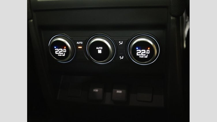2023 認定中古車 Land Rover Defender 110 カルパチアングレイ P525 AWD (AT) V8 CARPATHIAN EDITION
