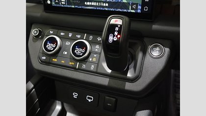 Defender 110 26
