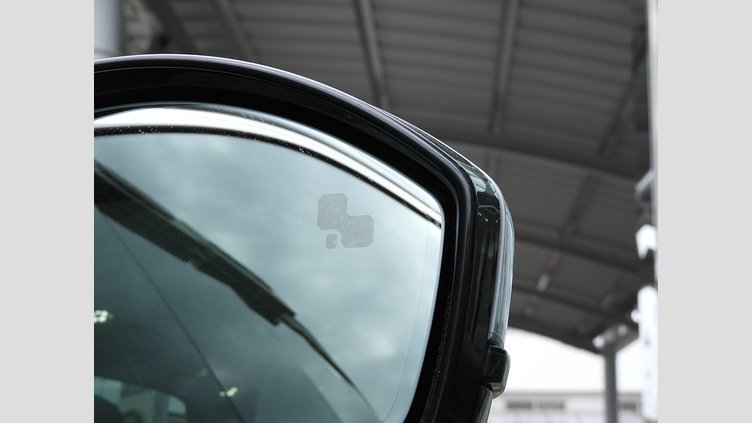 2022 認定中古車 Jaguar F-Pace ハクバシルバー P250 AWD（オートマチック） S