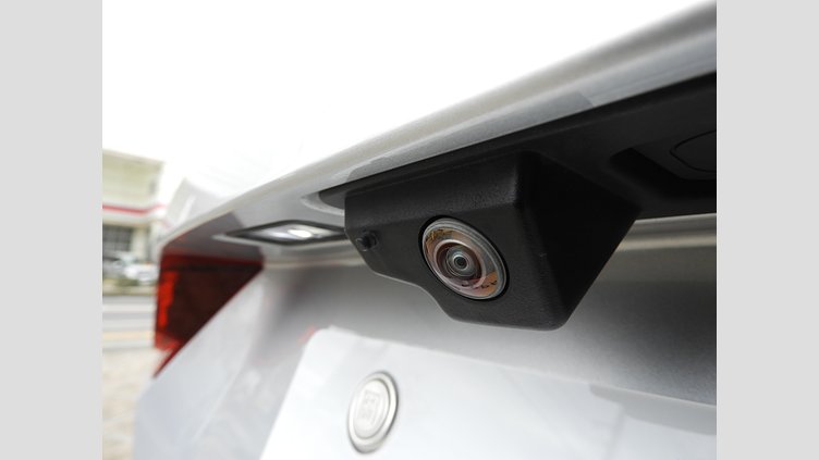 2022 認定中古車 Jaguar F-Pace ハクバシルバー P250 AWD（オートマチック） S