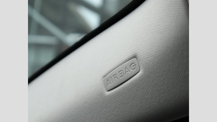 2022 認定中古車 Jaguar F-Pace ハクバシルバー P250 AWD（オートマチック） S