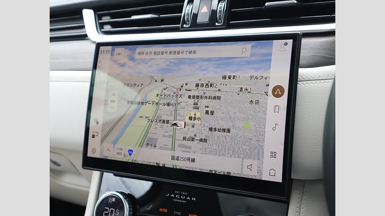 2022 認定中古車 Jaguar F-Pace ハクバシルバー P250 AWD（オートマチック） S