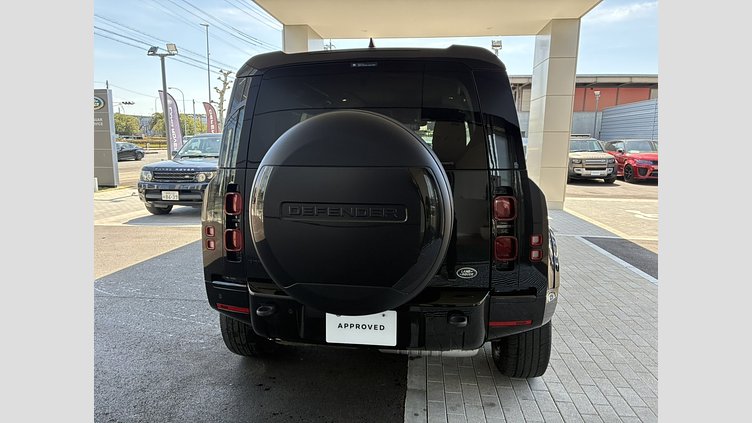 2021 認定中古車 Land Rover Defender 110 サントリーニブラック D300 AWD（AT） X-DYNAMIC SE