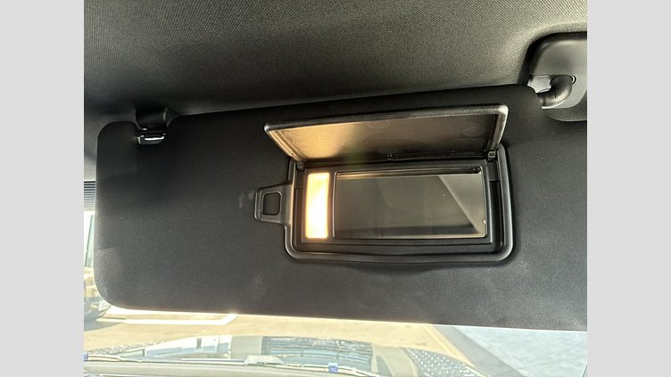 2021 認定中古車 Land Rover Defender 110 サントリーニブラック D300 AWD（AT） X-DYNAMIC SE