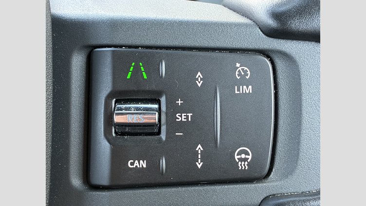 2021 認定中古車 Land Rover Defender 110 サントリーニブラック D300 AWD（AT） X-DYNAMIC SE