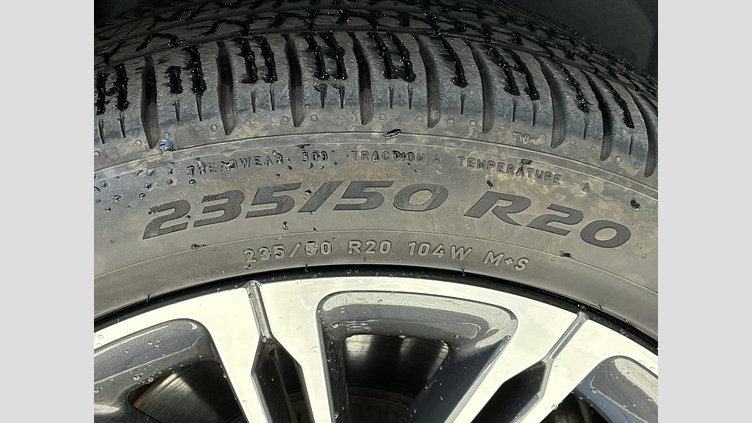 2023 認定中古車 Land Rover Range Rover Evoque トライベッカブルー P250（ガソリン） スタンダードホイールベース DYNAMIC HSE