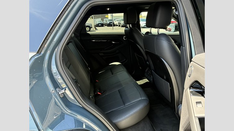 2023 認定中古車 Land Rover Range Rover Evoque トライベッカブルー P250（ガソリン） スタンダードホイールベース DYNAMIC HSE