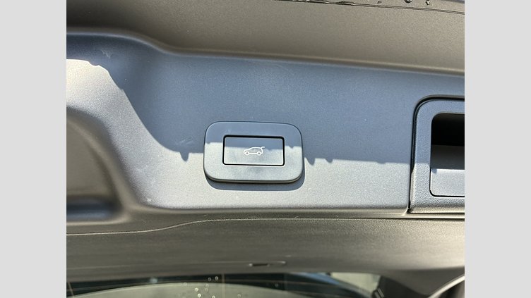 2023 認定中古車 Land Rover Range Rover Evoque トライベッカブルー P250（ガソリン） スタンダードホイールベース DYNAMIC HSE