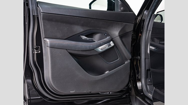 2023 認定中古車 Jaguar E-Pace サントリーニブラック D200 AWD（オートマチック） R-DYNAMICブラックエディション