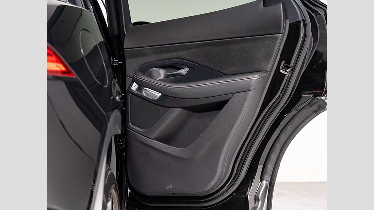 2023 認定中古車 Jaguar E-Pace サントリーニブラック D200 AWD（オートマチック） R-DYNAMICブラックエディション