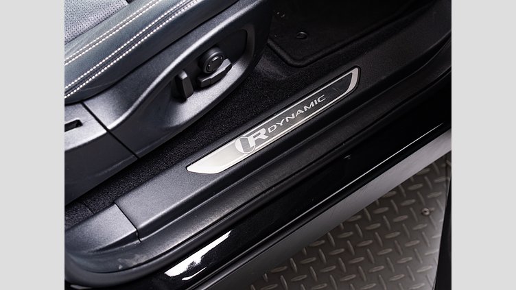 2023 認定中古車 Jaguar E-Pace サントリーニブラック D200 AWD（オートマチック） R-DYNAMICブラックエディション