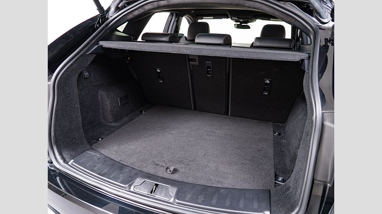 2023 認定中古車 Jaguar E-Pace サントリーニブラック D200 AWD（オートマチック） R-DYNAMICブラックエディション